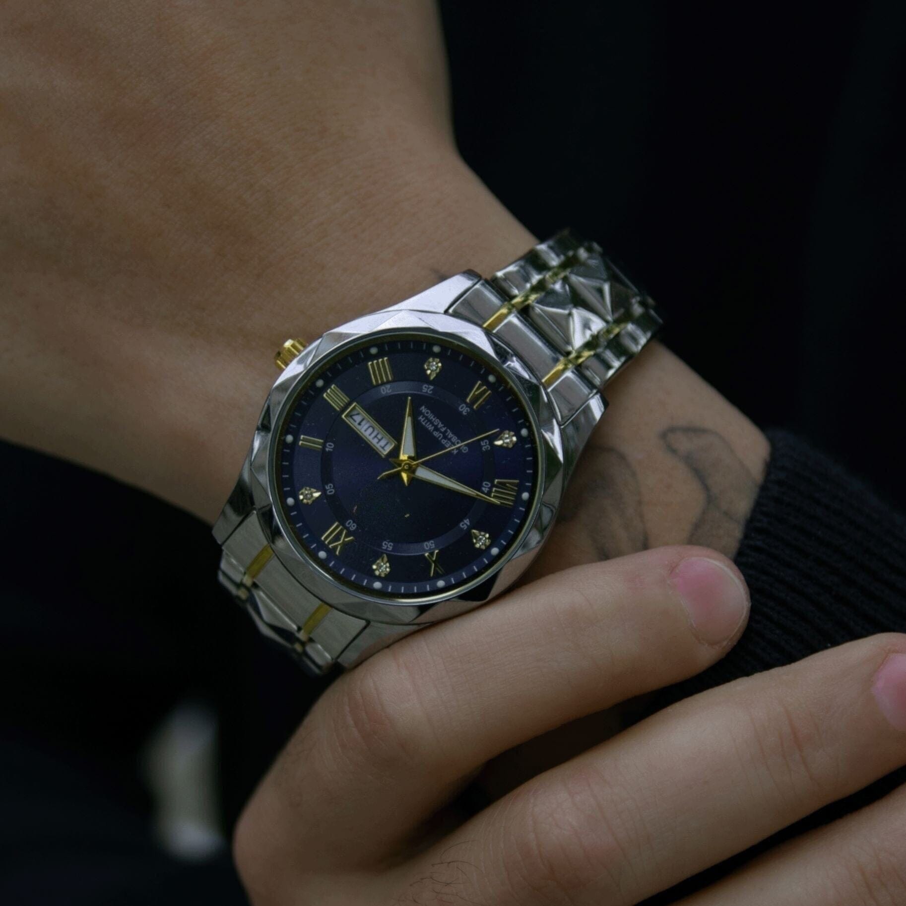 Luminous Steel 40mm Herrenarmbanduhr - Wasserdicht | Edelstahl Vahler 