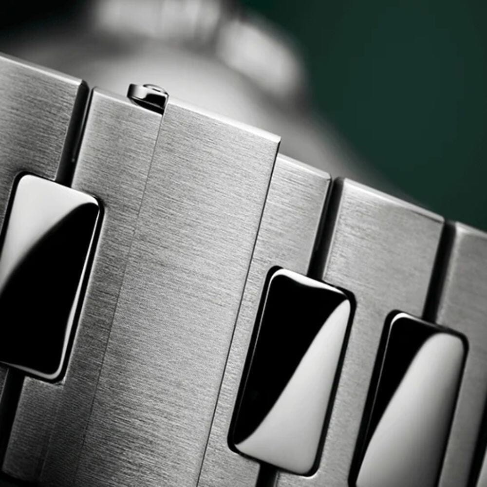 Nautilus 5711/1A-014 "olivgrün" Luxusuhr Vahler 
